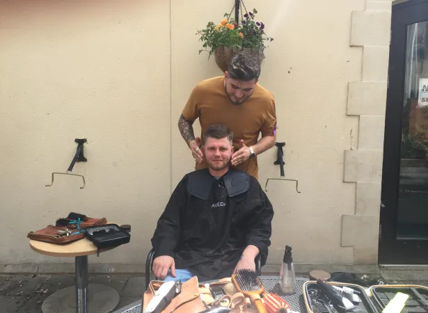 Eddie's Street Cuts visit The Beehive