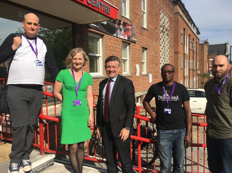 Shadow Health Secretary visits DHI